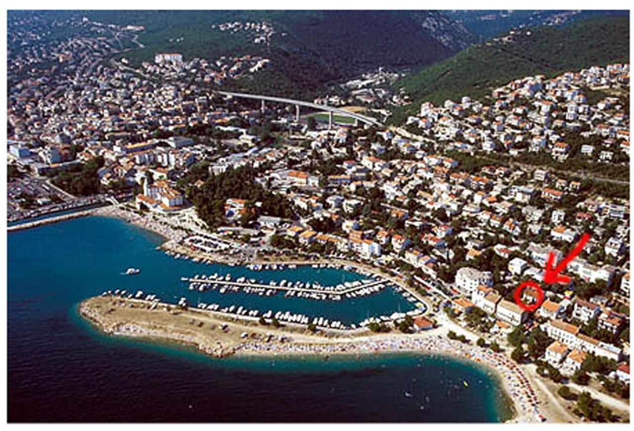 Apartment Crikvenica Car Eksteriør billede